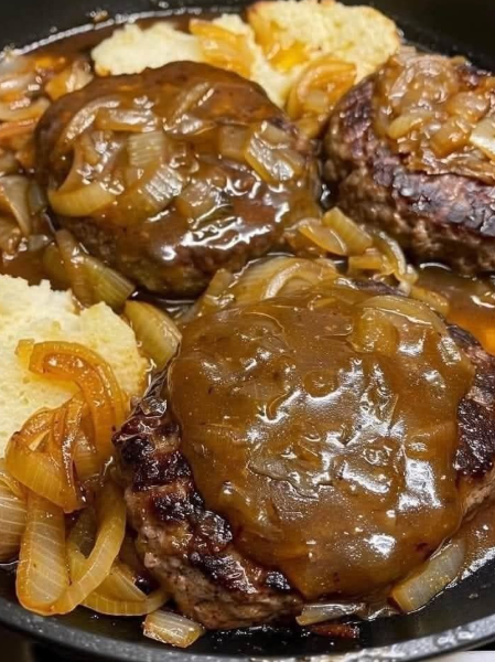 HAMBURGER STEAKS WITH ONION GRAVY😋 Capture d’écran 2025-06-01 164903