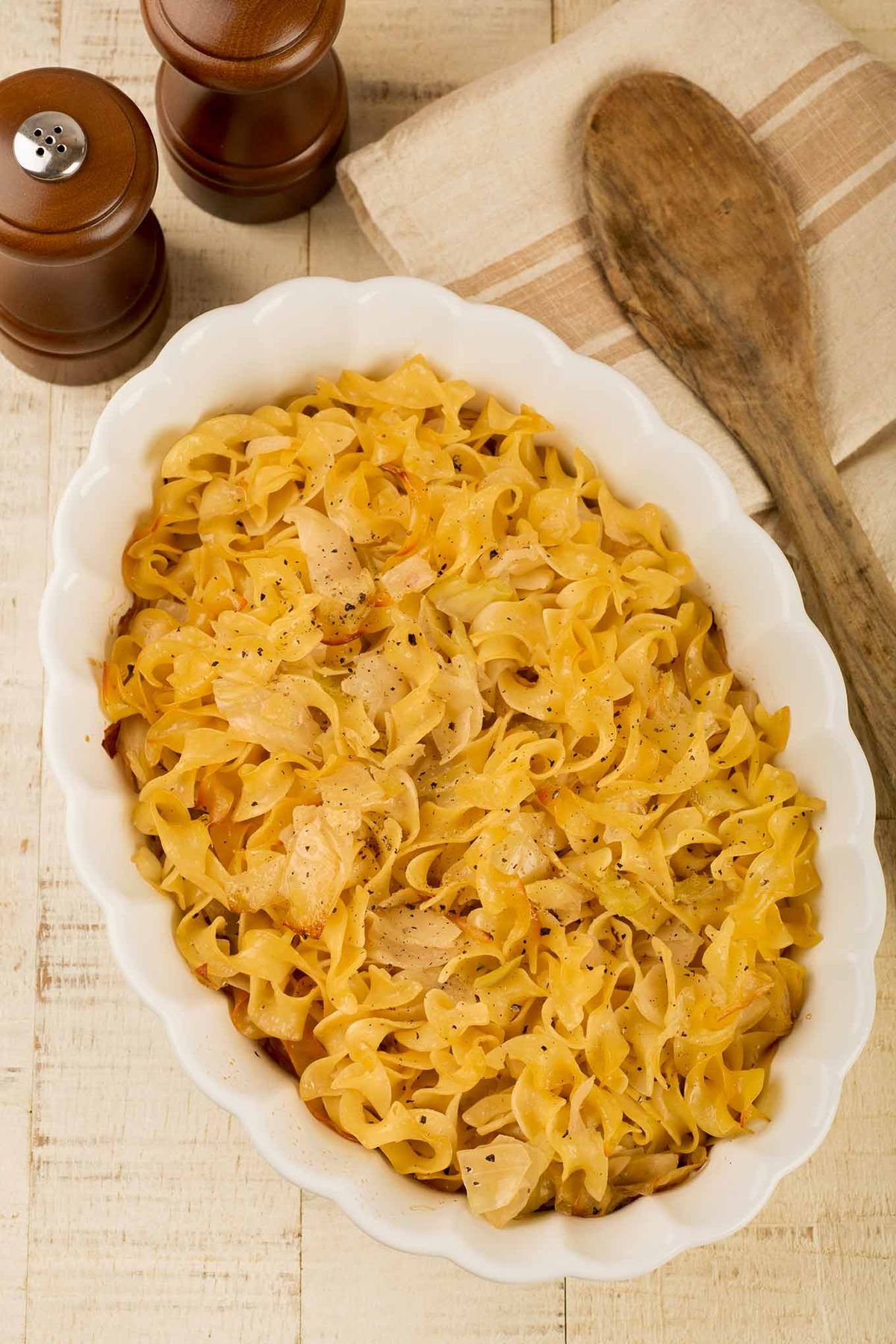 Hungarian Cabbage and NoodlesðŸ‡ðŸ‡º. c10c197a2269d6632038eafdbd40a626