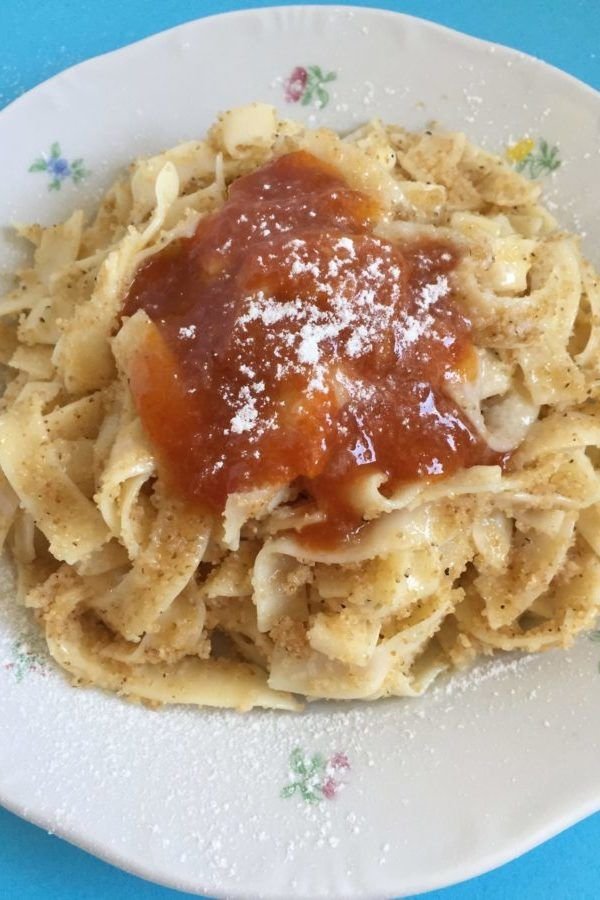 Pasta with Semolina & Apricot Jam (Hungarian GrĂzes TĂ©szta) d738fc478a8afe2626321974ed455510