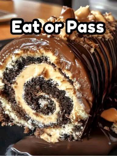 Chocolate ganache and peanuts top this irresistible dessert. 559542399_731639823222121_4507669312497237464_n