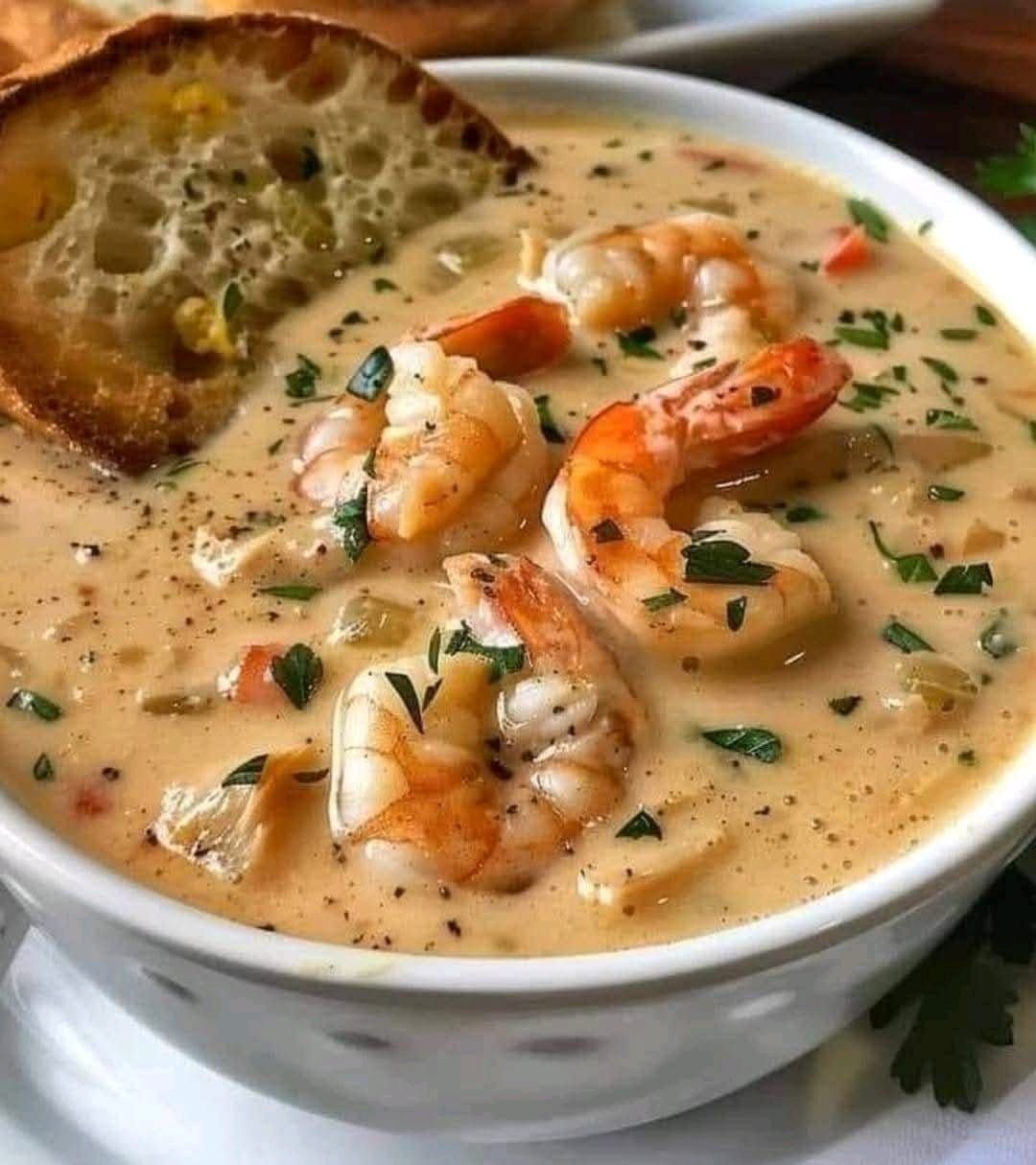Crab and Shrimp Seafood Bisque Recip 593796799_2254440425039672_3196061113245836212_n