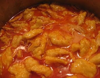 Hungarian Chicken Paprikash (Chicken and Dumplings) 24f45df5a58e11f0c6e55748170cef12