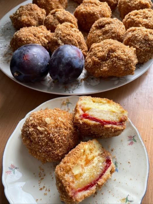 Hungarian Plum Dumplings (Szilvásgombóc) 🇭🇺 701460304_1070912915885933_7167879335875187137_n