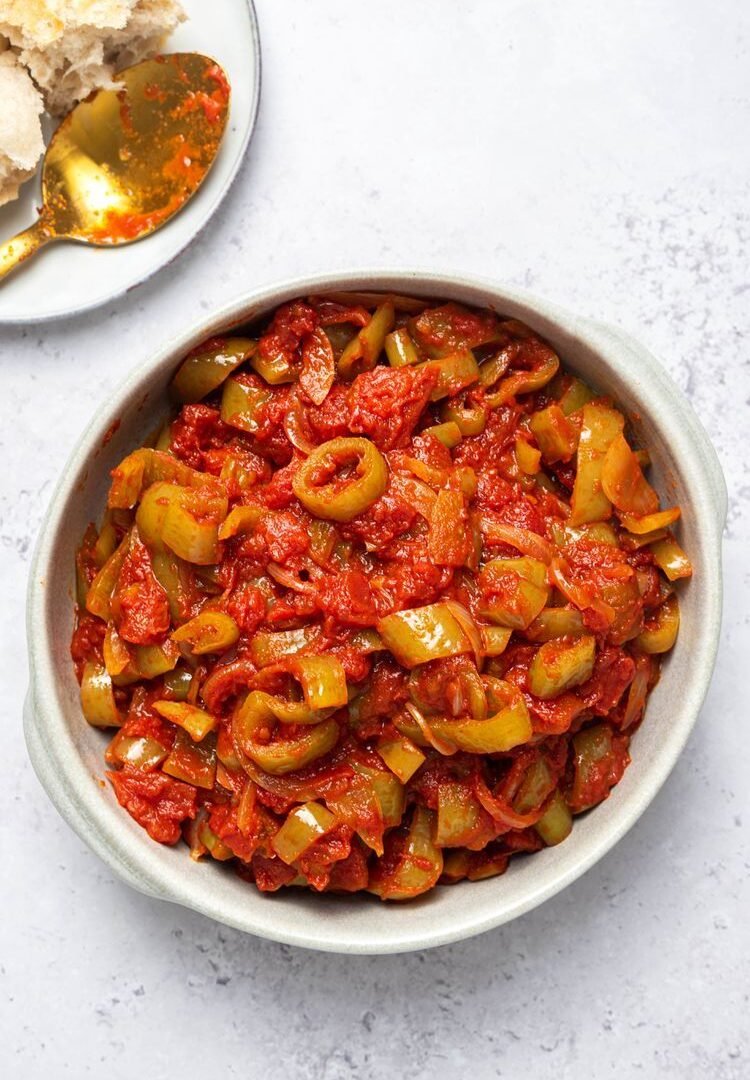 Hungarian Lecsó (Pepper and Tomato Stew) Recipe 8b33bb67f892a48493ce735fa198589f
